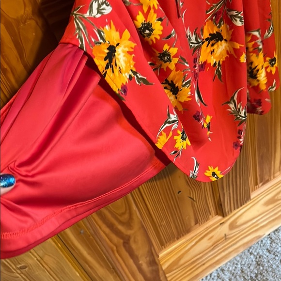 Express Red Floral Off-Shoulder Midi Dress - Picture 9 of 10